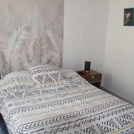 Calme Centre Holiday home Le Neubourg